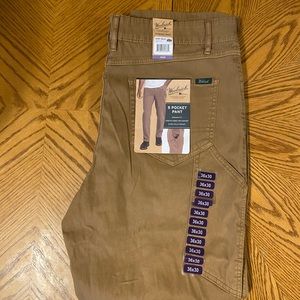 Mens 36x30 Woolrich 5 pocket pant straight fit, new with tags